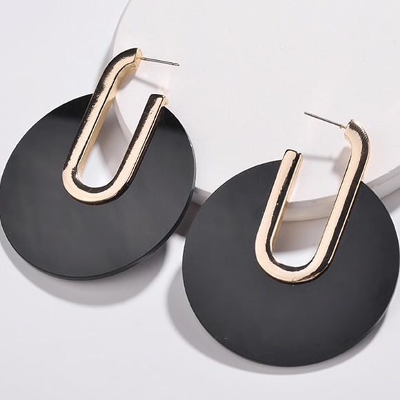 Erica Nikol Jewelry - NWT• last ☝🏼 •Erica Nikol Statement earrings